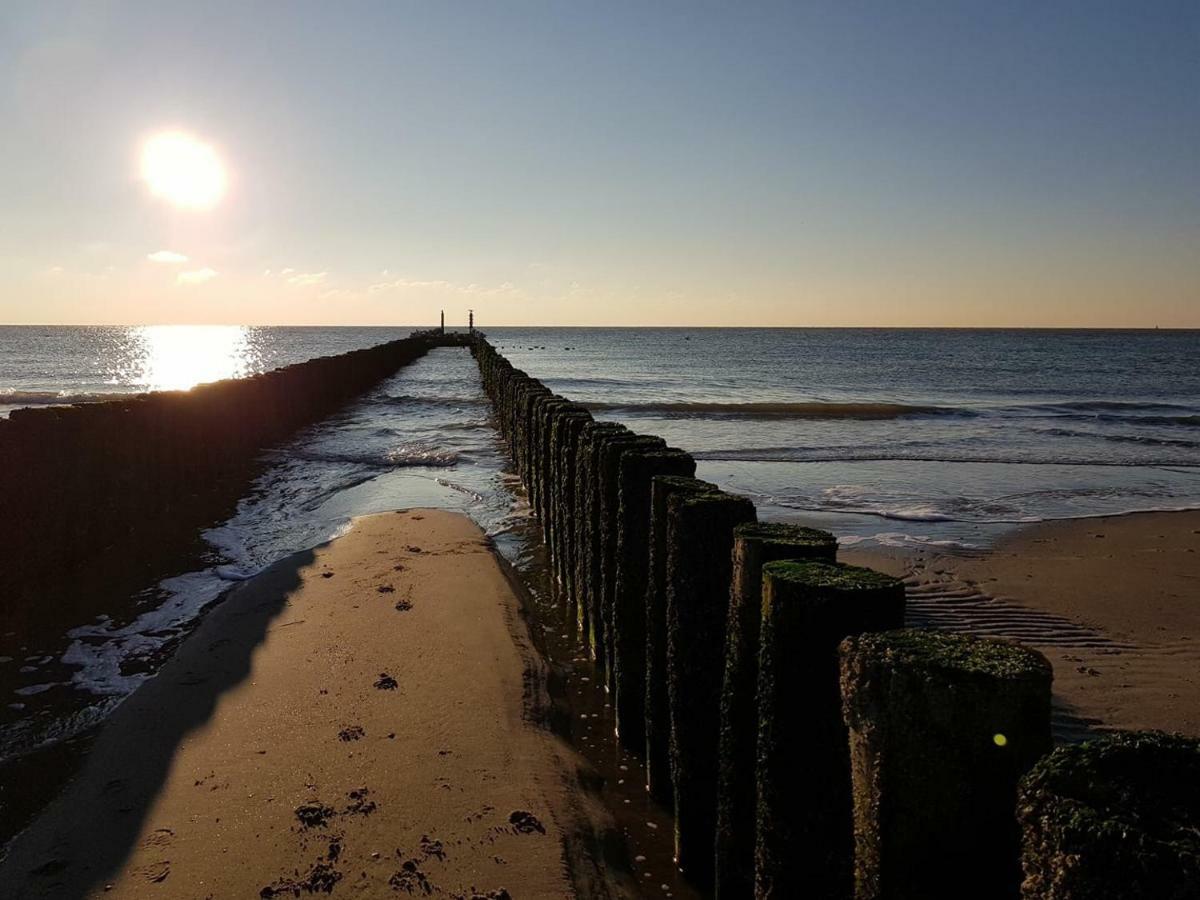 Mooi, Vrij Gelegen Vakantiehuis Dichtbij Zee En Strand! Aagtekerke Exteriör bild
